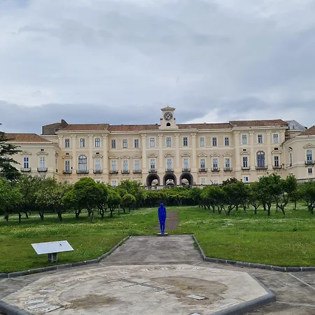 Garden House Nocleg ze śniadaniem 4*