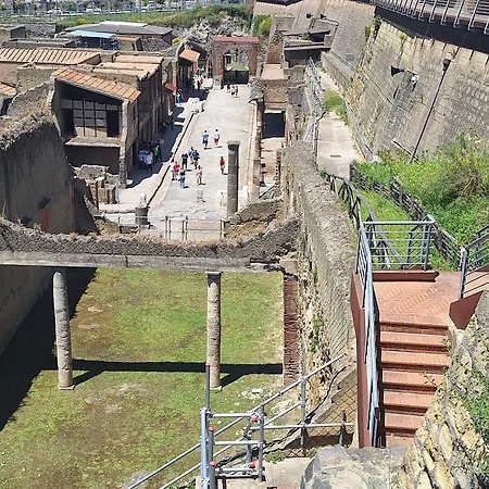 Garden House Frühstückspension 4*