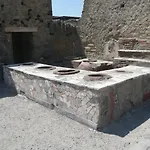 Garden House 4*