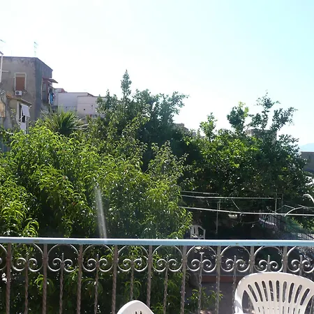 Garden House Bed & Breakfast Ercolano