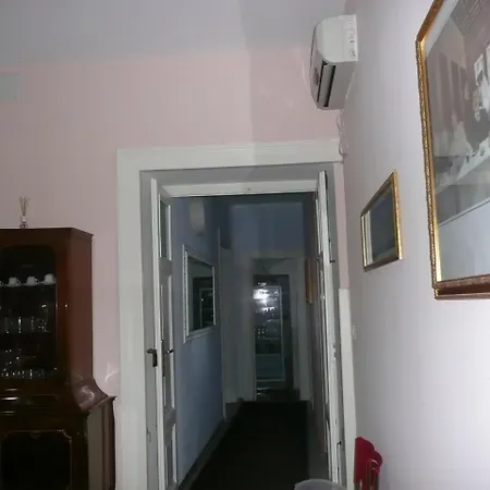 Bed & Breakfast Garden House
