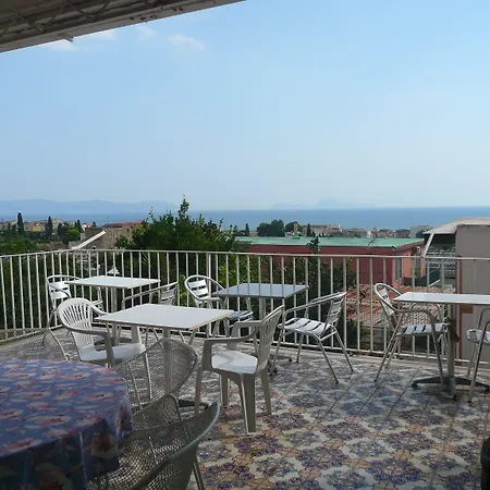 Garden House Bed & Breakfast Ercolano