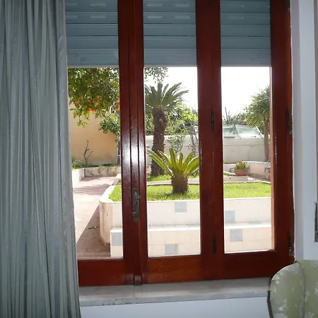 Garden House Bed & Breakfast Ercolano