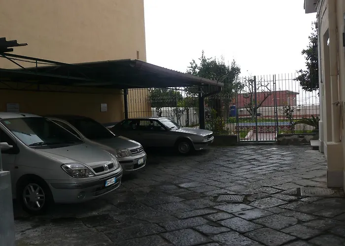Garden House 4*